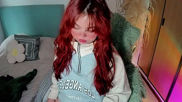 damn that booty online show from September 18, 2025, 1:25 pm