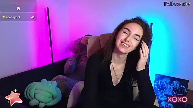 Snapshot of xx_adrihanna_xx chatting on February 10, 2025, 4:25 pm xx adrihanna xx online show from February 10, 2025, 4:25 pm
