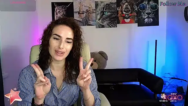 Snapshot of xx_adrihanna_xx chatting on February 20, 2025, 3:08 pm xx adrihanna xx online show from February 20, 2025, 3:08 pm