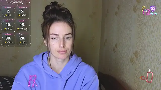 Snapshot of xx_adrihanna_xx chatting on March 25, 2026, 5:01 pm xx adrihanna xx online show from March 25, 2026, 5:01 pm