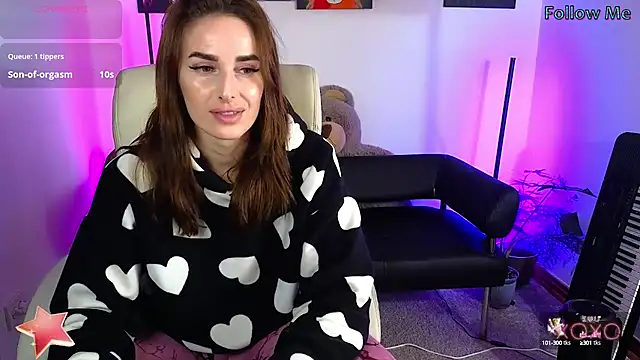 Snapshot of xx_adrihanna_xx chatting on March 6, 2025, 4:28 pm xx adrihanna xx online show from March 6, 2025, 4:28 pm