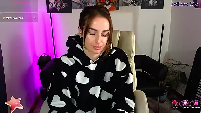 Snapshot of xx_adrihanna_xx chatting on March 11, 2025, 4:30 am xx adrihanna xx online show from March 11, 2025, 4:30 am