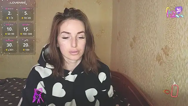 Snapshot of xx_adrihanna_xx chatting on April 2, 2026, 4:13 pm xx adrihanna xx online show from April 2, 2026, 4:13 pm