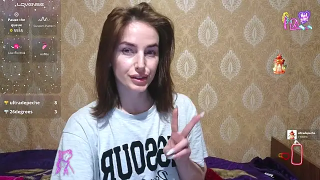 Snapshot of xx_adrihanna_xx chatting on March 10, 2026, 6:34 pm xx adrihanna xx online show from March 10, 2026, 6:34 pm