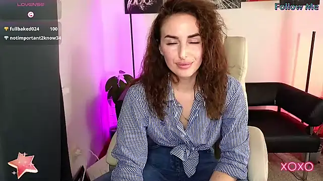 Snapshot of xx_adrihanna_xx chatting on February 25, 2025, 3:09 pm xx adrihanna xx online show from February 25, 2025, 3:09 pm