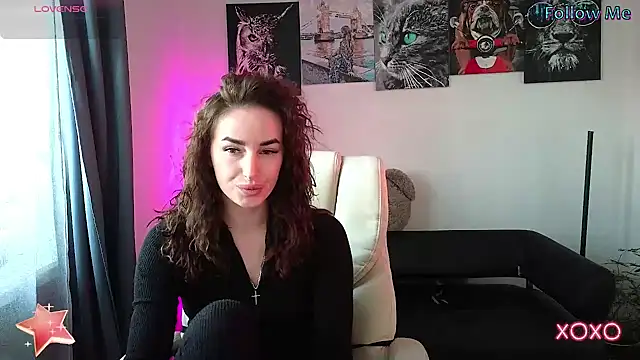 Snapshot of xx_adrihanna_xx chatting on February 21, 2025, 2:38 pm xx adrihanna xx online show from February 21, 2025, 2:38 pm