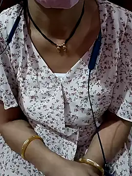 pretiHot online show from January 9, 2025, 3:55 pm