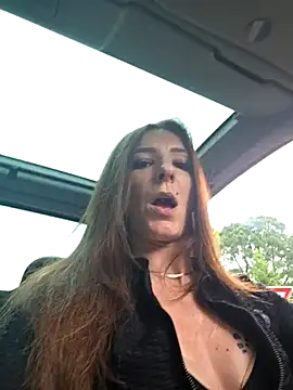 Snapshot of Ladykimberly_XOXO chatting on May 4, 2026, 3:04 pm Ladykimberly XOXO online show from May 4, 2026, 3:04 pm
