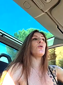Snapshot of Ladykimberly_XOXO chatting on March 18, 2026, 3:35 pm Ladykimberly XOXO online show from March 18, 2026, 3:35 pm