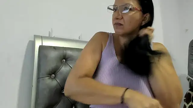 Angelblue  online show from October 18, 2025, 12:07 pm