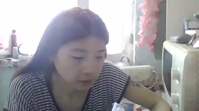 Snapshot of CarlyJoy chatting on June 24, 2026, 11:09 am CarlyJoy online show from June 24, 2026, 11:09 am