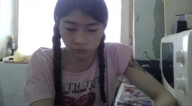 CarlyJoy online show from March 18, 2025, 9:56 am