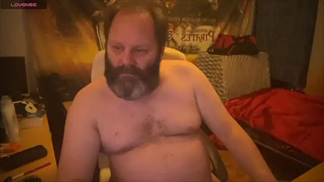 Snapshot of master_227 chatting on December 16, 2024, 2:38 pm master 227 online show from December 16, 2024, 2:38 pm