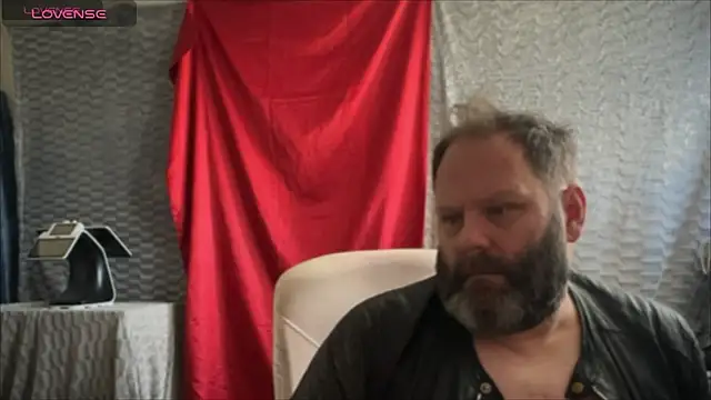 Snapshot of master_227 chatting on March 18, 2025, 12:39 pm master 227 online show from March 18, 2025, 12:39 pm