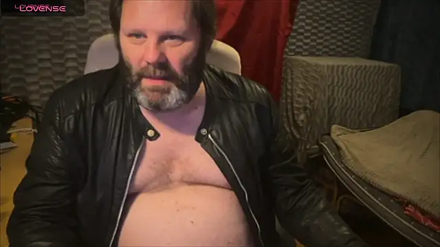 Snapshot of master_227 chatting on March 2, 2025, 9:19 pm master 227 online show from March 2, 2025, 9:19 pm