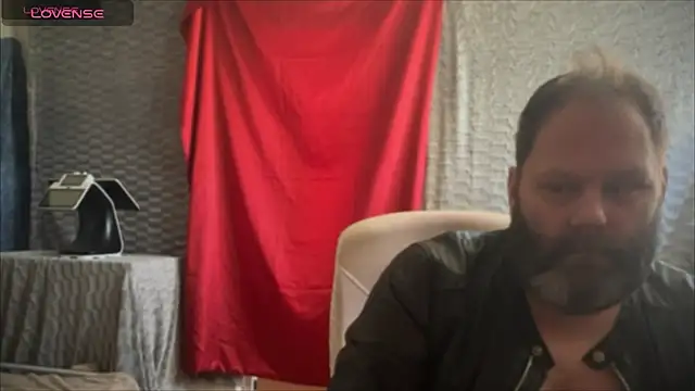 Snapshot of master_227 chatting on March 19, 2025, 10:22 am master 227 online show from March 19, 2025, 10:22 am