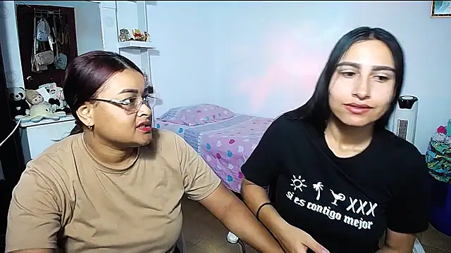 Snapshot of violeta_rous chatting on February 20, 2026, 3:03 pm violeta rous online show from February 20, 2026, 3:03 pm