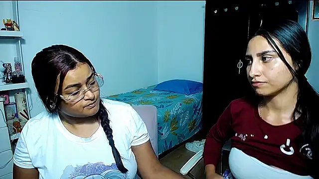 Snapshot of violeta_rous chatting on February 1, 2026, 3:27 am violeta rous online show from February 1, 2026, 3:27 am