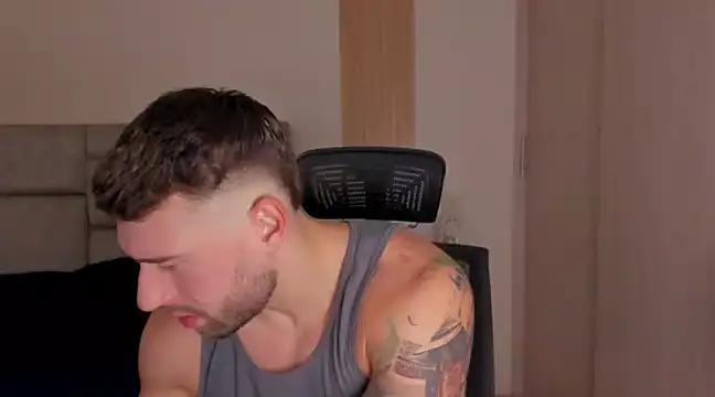 paul rogerr online show from January 10, 2025, 10:15 pm