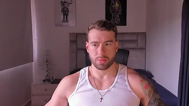 paul rogerr online show from October 25, 2025, 3:12 pm