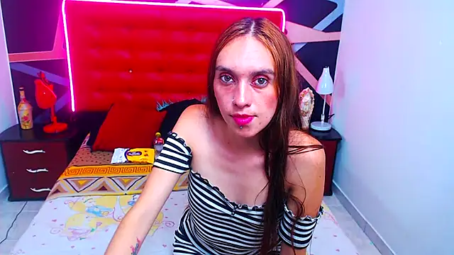 Snapshot of SofiaWet23 chatting on March 23, 2025, 12:58 am SofiaWet23 online show from March 23, 2025, 12:58 am