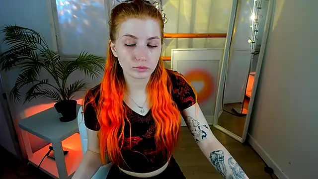 Mira  Blush online show from February 28, 2025, 6:32 am