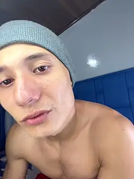 Snapshot of the_littleangel1 chatting on January 20, 2025, 3:37 am the littleangel1 online show from January 20, 2025, 3:37 am