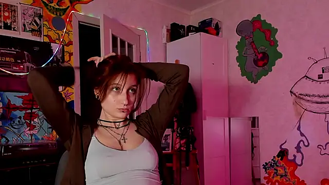 Snapshot of Sunny_Mouse_ chatting on May 1, 2026, 6:46 pm Sunny Mouse online show from May 1, 2026, 6:46 pm