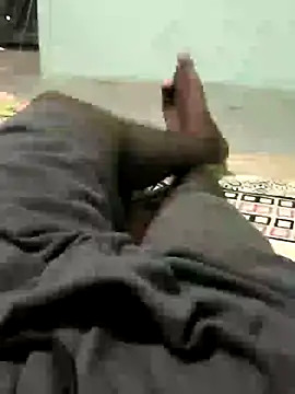 SILENT FUCKER 01 online show from February 27, 2025, 10:01 am