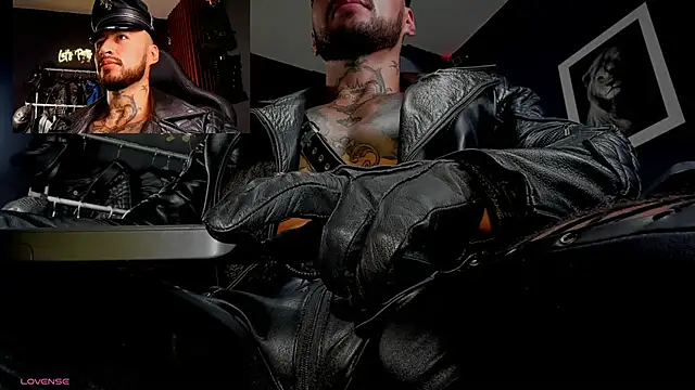 billyMayer  online show from September 20, 2025, 7:41 pm