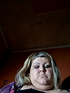 ducicsajsziii online show from March 12, 2026, 8:57 pm