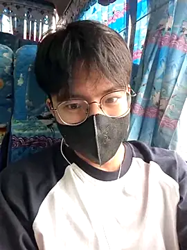 Snapshot of Gwencloudy chatting on February 1, 2026, 1:59 am Gwencloudy online show from February 1, 2026, 1:59 am