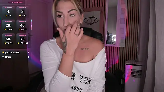 Snapshot of sofiah_ chatting on November 21, 2025, 6:51 pm sofiah online show from November 21, 2025, 6:51 pm