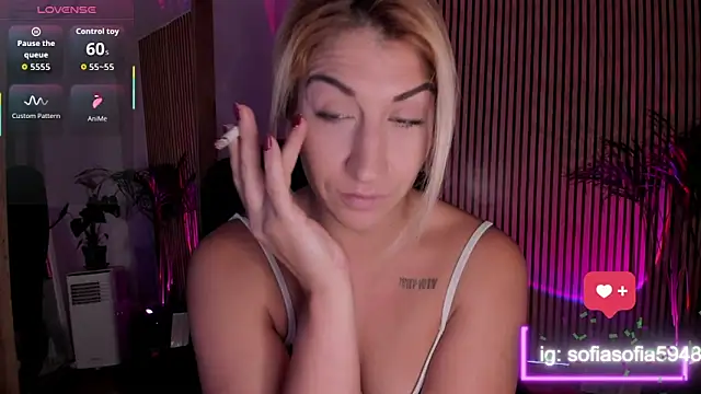 Snapshot of sofiah_ chatting on November 3, 2025, 6:18 am sofiah online show from November 3, 2025, 6:18 am