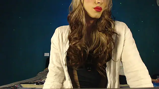 Karendolly  8 online show from May 13, 2026, 7:54 pm