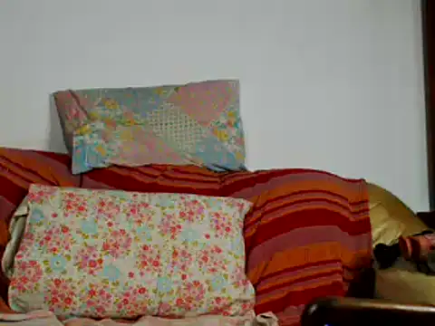 Snapshot of Karendolly__8 chatting on February 12, 2025, 1:52 am Karendolly 8 online show from February 12, 2025, 1:52 am