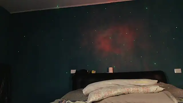 Snapshot of Karendolly__8 chatting on April 11, 2026, 6:11 pm Karendolly 8 online show from April 11, 2026, 6:11 pm