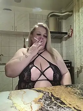 Snapshot of AriannaMilf chatting on February 15, 2026, 11:03 pm AriannaMilf online show from February 15, 2026, 11:03 pm