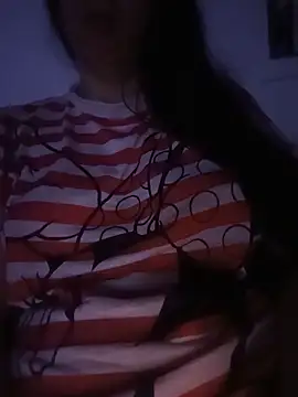 Snapshot of bruna_safadinhaa chatting on June 3, 2026, 7:09 am bruna safadinhaa online show from June 3, 2026, 7:09 am