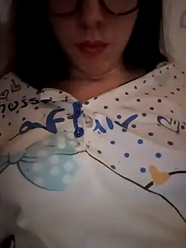 bruna safadinhaa online show from March 22, 2026, 9:05 pm