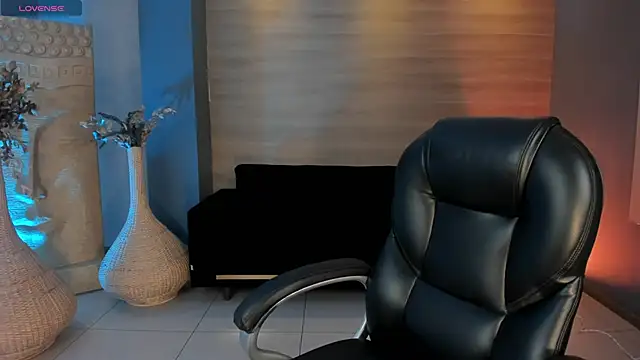 AlessiaCorleone  online show from November 4, 2025, 7:39 pm