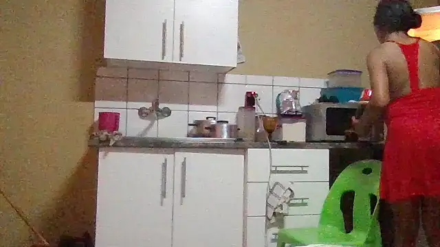 ShooingBunch online show from November 3, 2025, 10:41 am