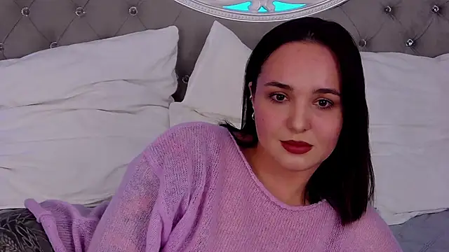 Snapshot of MeIisaLove chatting on April 16, 2026, 2:18 pm MeIisaLove online show from April 16, 2026, 2:18 pm