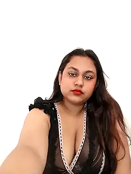 bumblebeegirl online show from March 28, 2026, 11:33 am