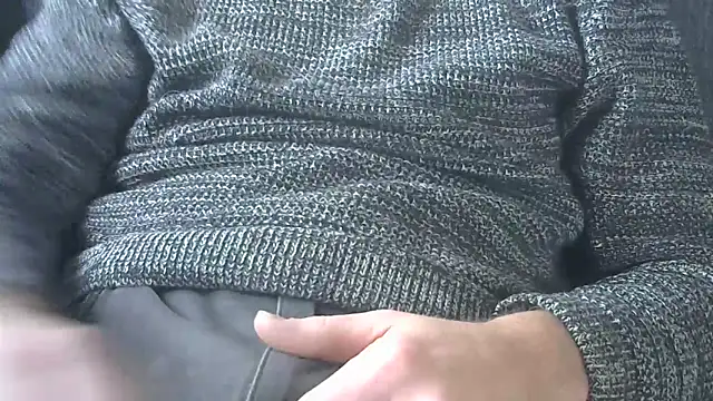 Yummybooblover online show from December 22, 2024, 10:49 am