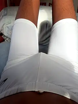 TYTYTYTY130130 online show from October 17, 2025, 11:06 pm