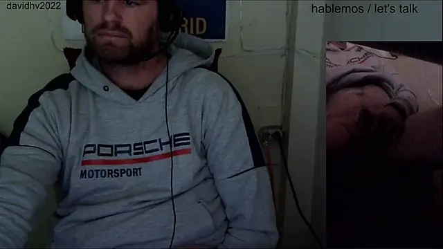 Davidhv2022 online show from November 27, 2025, 4:18 pm