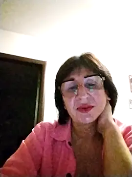 Snapshot of AlbinaXPretty chatting on October 17, 2025, 6:53 pm AlbinaXPretty online show from October 17, 2025, 6:53 pm