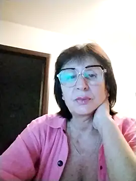 Snapshot of AlbinaXPretty chatting on October 30, 2025, 5:21 pm AlbinaXPretty online show from October 30, 2025, 5:21 pm