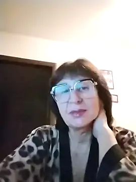 Snapshot of AlbinaXPretty chatting on October 26, 2025, 7:58 pm AlbinaXPretty online show from October 26, 2025, 7:58 pm